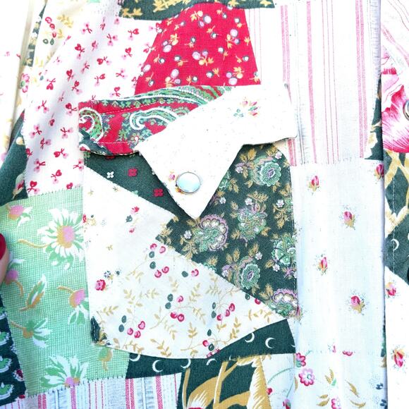 Vintage 1970s Fenton Granny Quilt Patchwork Button Down Shirt 36 Pearl Snaps - Picture 7 of 9